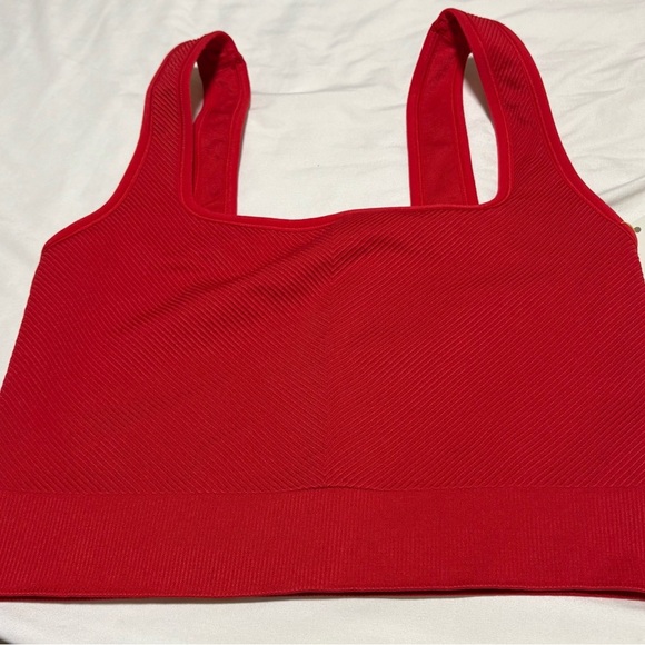 All in Motion Red Ribbed Crop Top - Picture 1 of 4